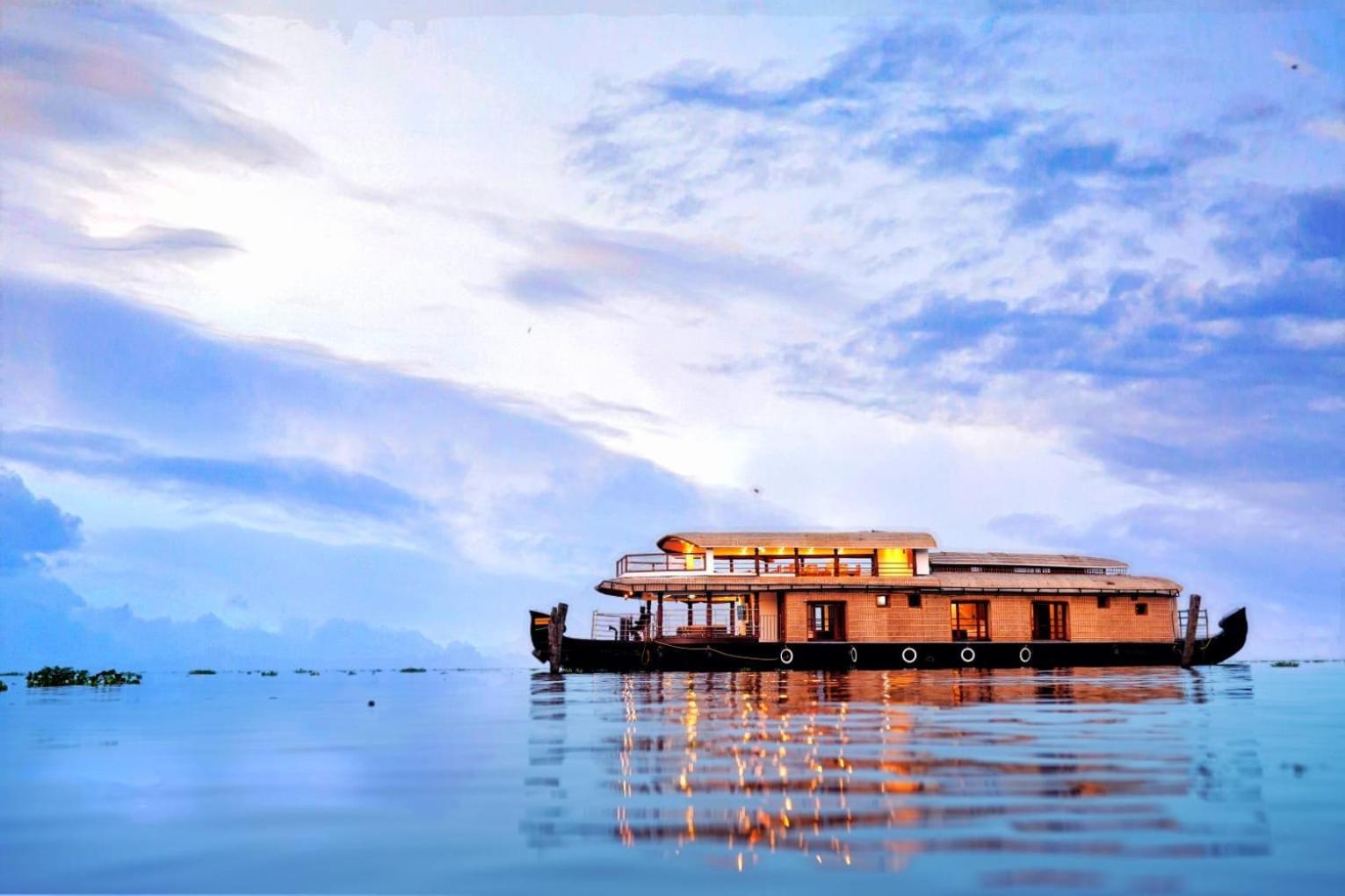 Indraprasthamlakecruise Alappuzha Kültér fotó